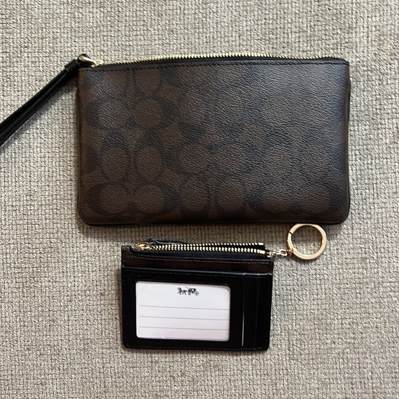 Coach Large Wristlet & Card Holder Bundle - Picture 9 of 9